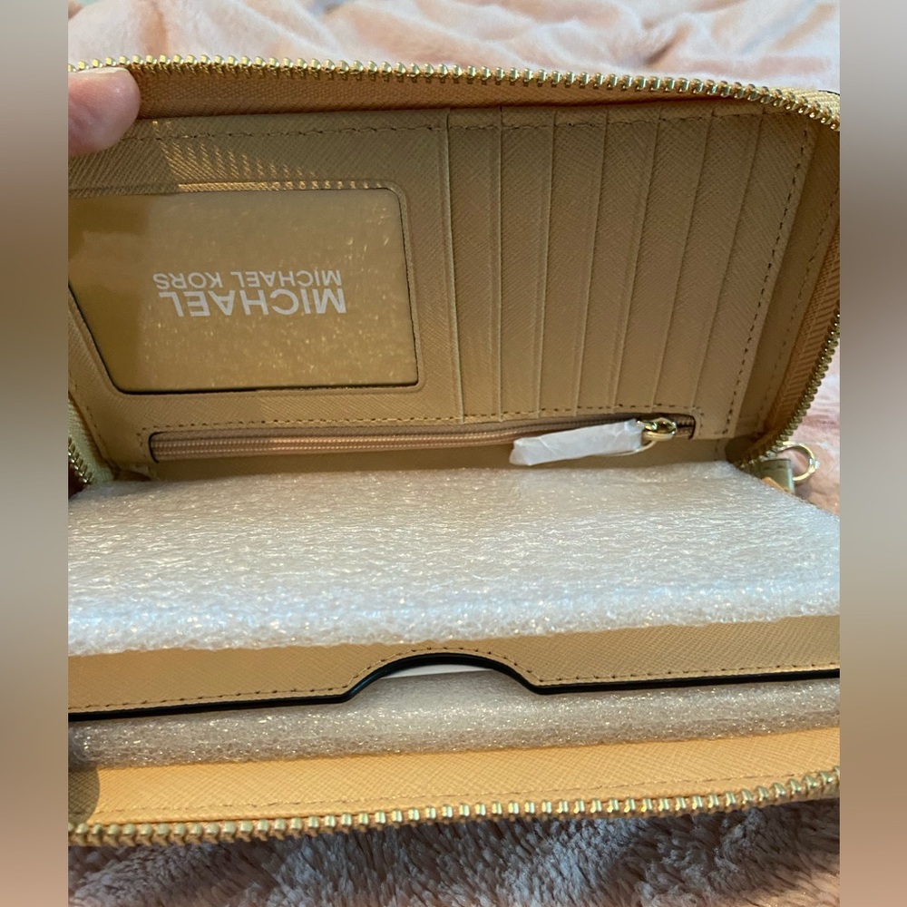New Michael Kors wallet